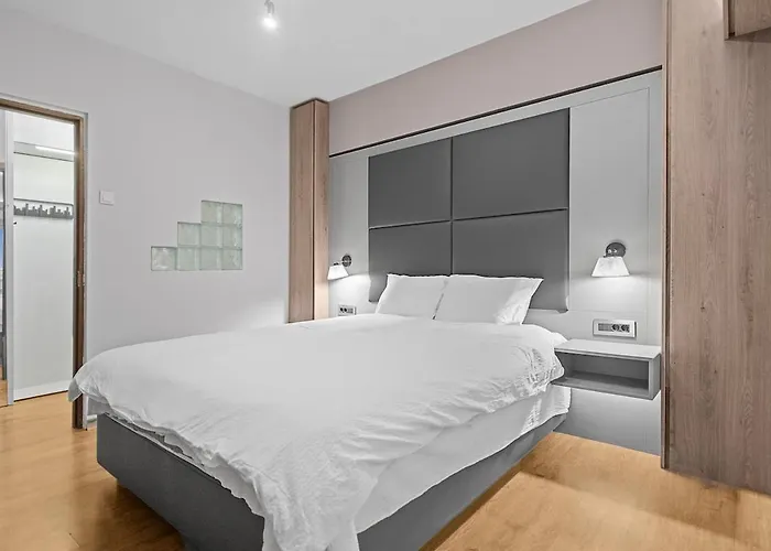 Daire Grand Panorama Center *