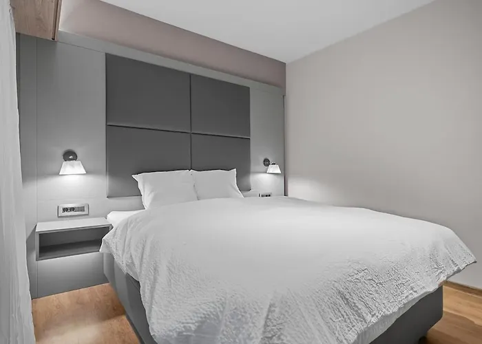 Grand Panorama Center Lejlighed